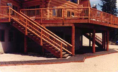 Log Home Exterior Photo