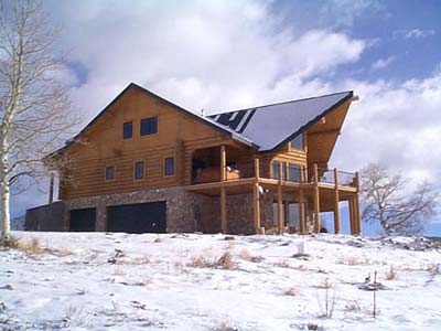 Log Home Exterior Photo