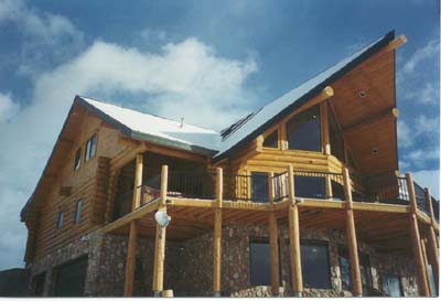 Log Home Exterior Photo