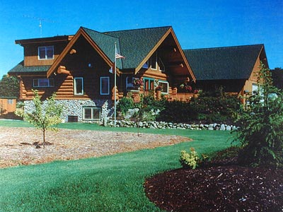 Log Home Exterior Photo